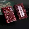 Isqueiro de Pau-Rosa Esculpido à Prova de Vento Roda de Pedra para Afiar Isqueiro de Querosene de Madeira Isqueiro de Alívio Personalizado Retro
