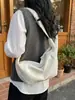 Bolso Texturizado de Alta Gama para Mujer con Gran Capacidad, Nuevo Bolso Cruzado de Moda 2025 con Diseño de Nicho, Bolso tipo Silla de Montar Dumpling para Viajes Diarios