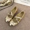 Zapatos pequeños de cuero versátiles estilo ballet francés, nuevo modelo 2026, elegantes para ir al trabajo, zapatos de primavera y otoño Mary Jane para mujer con correas cruzadas