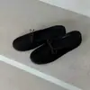Sapatilhas femininas de pele de carneiro com estampa de leopardo, bico redondo e laço, sapatos baixos femininos estilo balé com bico fino, novos mocassins femininos 2026