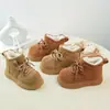 Botas de Nieve para Niñas 2025 Invierno Botas de Algodón con Forro Polar Grueso para Niños Invierno Versátil Antideslizante Niños Medianos y Grandes Cálidas Suela Suave Botas de Algodón