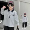 Colección de otoño para niños: camisas tipo polo elegantes y geniales con cuello camisero, nuevos estilos de otoño 2026, ropa urbana moderna y llamativa para niños, perfectas como capa base