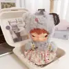 Solo ropa de muñeca: Colgante de muñeca de peluche de vinilo de la serie Hirono Road Log, conjunto de ropa para muñeca Hirono, abrigo, sombrero