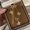 Pulseira de Gelo Triturado Borboleta Estilo Chinês Novo Retro Luxo Leve de Alta Qualidade com Design Vazado, Design Requintado e Sofisticado, Joias Empilháveis