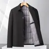 Nueva colección de invierno: Chaqueta de negocios elegante y cálida para hombre con cuello solapa, abrigo de algodón acolchado para hombres de mediana edad y mayores, prenda exterior engrosada y aislante para papás