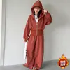 Conjunto de Sudadera con Capucha y Pantalones para Niñas Otoño Profundo 2026 Nuevo Estilo Niños Medianos y Grandes Estilo Otoño/Invierno Muy Bonito