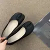 Zapatos casuales para mujer, nuevo estilo, puntera dividida, planos, lunares, sin cordones, piel suave, suela suave, talla 35-42, talla grande