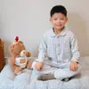 Pijama cardigã infantil de manga comprida para outono e inverno, meninos e meninas, tamanhos pequeno, médio e grande, conjunto de roupa de casa para bebê, conjunto de duas peças escovado dos dois lados