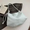 2026 Nova Bolsa de Ombro Feminina Simples Retrô de Grande Capacidade, Bolsa de Couro Macio para Ombro para o Dia a Dia, Bolsa de Mão Versátil e Moderna para Mulheres