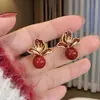 Pendientes de Flor Roja y Perla de Lujo de Alta Gama Ankela, Exquisitos Pendientes Retro, Pendientes Versátiles y Elegantes para Mujer