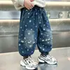 Jeans para niño modelo nuevo para primavera y otoño 2026, pantalones largos casuales para niño estilo coreano geniales para otoño