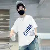 Estilo Verão Roupas Infantis da Moda para Meninos, Modelo Novo de Verão 2026 com Manga Curta para Meninos, Camiseta Top de Verão para Crianças Maiores, Camiseta 100% Algodão