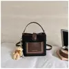 Bolso bandolera retro de nicho estilo coreano para el trabajo y los desplazamientos, que ofrece un ambiente relajado, nueva colección otoño 2026, bolso tipo cubo de alta calidad y moderno