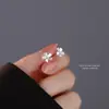 Pendientes de Flor de Cerezo con Diamante de Plata Pura S999 para Mujer, Simples, Ligeros y Lujosos, Pequeños, Frescos, Dulces y Femeninos, Pendientes de Flor para Entrega