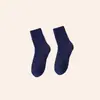[Novedades para Otoño e Invierno] 5 Pares de Calcetines para Hombre y Mujer, Mismo Estilo, Engrosados para Invierno, Calcetines de Rizo Cálidos de Media Pantorrilla, Calcetines Largos Negros Puros