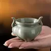 Quemador de incienso de tres patas con doble asa, pequeño quemador de incienso de cerámica para uso doméstico, soporte de incienso estilo Zen, soporte de incienso para estudio y mesa de té, quemador decorativo de aromaterapia