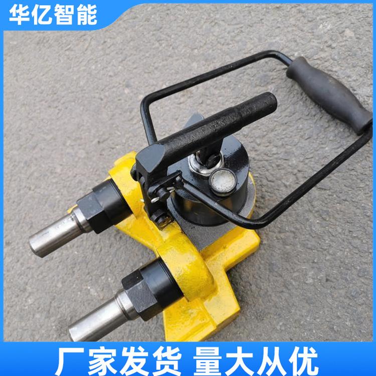 GJT-98 型液压轨距调整器 03