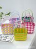 Bolsa cuadrada pequeña portátil estilo ins bolsa tejida cesta de verduras bolsa casual versátil para mujer bolso de mano cesta de regalo de mano