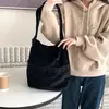 2026 Nova Moda Estilo Coreano Versátil Casual Estilo Ins Veludo Lavado Bolsa de Ombro Feminina