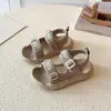 Sandalias de Moda para Niños 2026 Verano Nuevas para Niños Punta Abierta Zapatos de Playa Suela Suave Estilo Coreano Impermeables Versátiles Sandalias de Moda