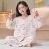 Los pijamas populares de este año para niñas son de algodón nube para primavera y otoño, de manga larga, dos piezas, para casa, para niñas pequeñas.