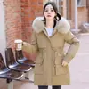 Parka Femenina de Longitud Media Versátil y a la Moda Invierno 2025 Una Pieza Tres Formas de Usar Cintura Ajustable Abrigo de Algodón Moderno