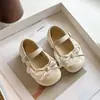 Sapatos de Princesa de Renda para Meninas, Sapatos Mary Jane Baixos para Meninas, Novo Estilo Outono 2025, Sapatos de Couro com Laço para Crianças, Estilo Coreano