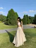 Vestido Francés de Nicho de Alta Calidad Blanco Frío Desenfadado para Mujer Ambiente de Vacaciones en la Playa Vestido Súper de Hada