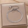Pulsera de cadena de hueso de serpiente plana transfronteriza europea y americana para mujer, diseño de lujo ligero de alta gama, temperamento moderno, joya de mano tipo hoja versátil