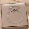 Pulseira de Aço Titânio Elegante Simples de Luxo Estilo Coreano com Design Integral para Mulheres Joia Transfronteiriça de Alto Padrão com Cravação de Diamantes Trevo de Quatro Folhas que Não Desbota