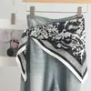 Bufanda Triangular Tie-Dye Retro de Gama Alta para Mujer, Nueva Moda de Nicho Versátil para Primavera y Verano, Cinturón para Jeans