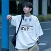 Camiseta de Manga Corta de Algodón Puro de Peso Pesado con Estampado de Dibujos Animados de Diseño Nuevo de Nicho para Hombre Marca de Moda Top de Media Manga