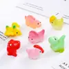 Boneca Dinossauro Colorida Nova Fofa Transfronteiriça Decorações DIY Fofas Acessórios Enfeites Pequenos para Carro Mesa