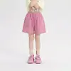 Shorts Esportivos Simples para Crianças 2026 Novo Estilo de Verão Calças Casuais de Cor Sólida para Meninas para Uso ao Ar Livre Moda Transfronteiriça Tendência