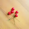 Decoraciones Navideñas de Espuma Dorada y Bayas Rojas Guirnalda de Ratán para Árbol de Navidad Colgante de Ramo para Regalo con Materiales Florales