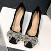 Zapatos de tacón alto de cuero genuino para mujer con lazo de pedrería, boca poco profunda, tacón grueso, Zapatos de Hada Francesa, Nuevo Modelo 2026, Zapatos de Piel de Oveja para Commuter