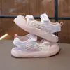 Sandalias Adorables de Dibujos Animados Simples con Diadema para Bebés Niñas Verano 2026 Nuevos Zapatos Infantiles Niñas Pequeñas Zapatos de Playa Modernos