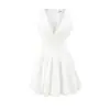 Vestido sin mangas sexy de encaje estilo europeo y americano con cuello en V, nuevo modelo de verano con tiras cruzadas para ceñir la cintura, vestido corto adelgazante para mujer