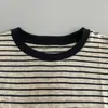 Camiseta de Otoño Nueva Transpirable Rayada Retro de Cuello Redondo Manga Larga para Mujer, Holgada, Casual, Capa Base, Top Versátil