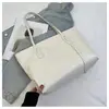 Bolso Transfronterizo Simple y Moderno de Gran Capacidad para Mujer 2026 Nuevo Modelo Bolso Tote para Estudiante Bolso de Hombro Retro para Viajes