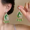 Un Toque de Primavera~Aretes de Flor Gota de Agua con Tachuelas de Diamante de Aguja Plateada, Estilo de la Corte Francesa, Artesanía Resistente, Aretes de Diseñador para Mujer