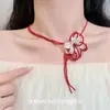 Colar de Contas Vermelho Dopamina Íris Primavera e Verão, Design de Nicho Doce e Sofisticado com um Toque Versátil e Atmosférico para a Clavícula