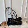 2026 Bolso Tote de Moda para Viajes Cotidianos Bolso Tote Retro Europeo y Americano de Alta Gama Bolso de Hombro Único y de Mano para Mujer Bolso de Axila para Motocicleta