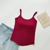 Design de alta qualidade, estiloso e confortável: uma camisola de verão ajustada com pregas, acolchoamento de látex no peito e um top que induz dopamina