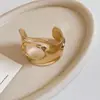 Pulsera de malla hueca abierta de moda transfronteriza europea y americana, pulsera de diseño de nicho vintage, joyería de lujo ligero de alta gama para mujer