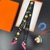 Estilo Caliente en Vivo Estilo Nuevo Bufanda Pequeña de Seda para Mujer Versátil Bufanda de Seda de Verano Cinta de Bufanda Regalo de Acompañamiento Joyería