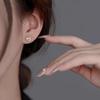 Aretes de Corazón con Aguja de Plata 925 para Mujer Diseño Nicho Perforación de Oreja 2025 Nuevos Aretes Pequeños y Frescos Aretes
