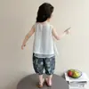 Conjunto de Verano para Niñas 2026 Nuevo Estilo Chaleco Delgado Infantil Conjunto de Dos Piezas con Pantalones Cropped Elegantes para Niñas