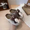Touca de Cabeça de Desenho Animado Meio Abertas Pantufas Peludas Roupa Feminina para Exterior 2026 Inverno Novo Quente Mais Veludo Aumento Oculto de Altura Solado Grosso Pantufas Femininas