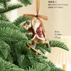 Nuevas decoraciones navideñas transfronterizas: Botas retro de resina estilo nórdico de Papá Noel, cascabeles y adornos pintados para árboles de Navidad